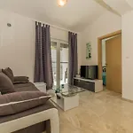 Apartament With Parking Space - 18550