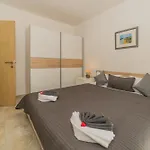 With Parking Space - 18550 Appartamento