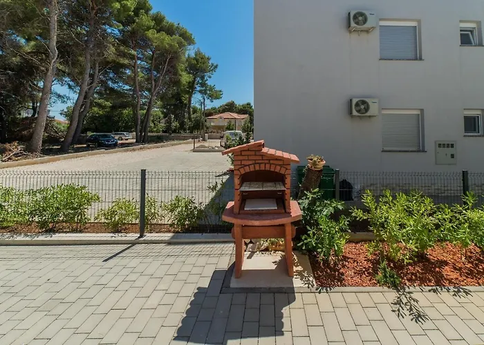 With Parking Space - 18550 Appartement Vir