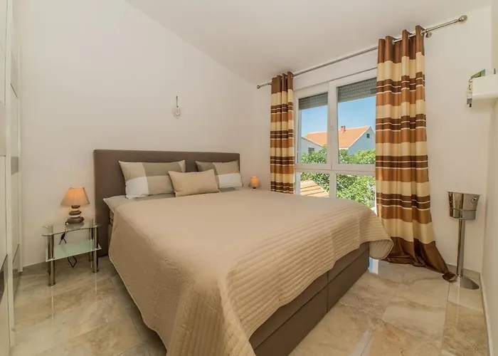 With Parking Space - 18550 Apartman Vir