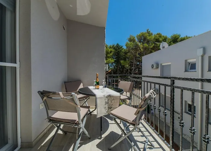 With Parking Space - 18550 Appartement *