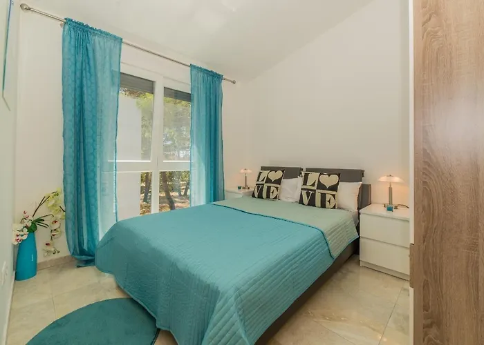 With Parking Space - 18550 Appartement Vir